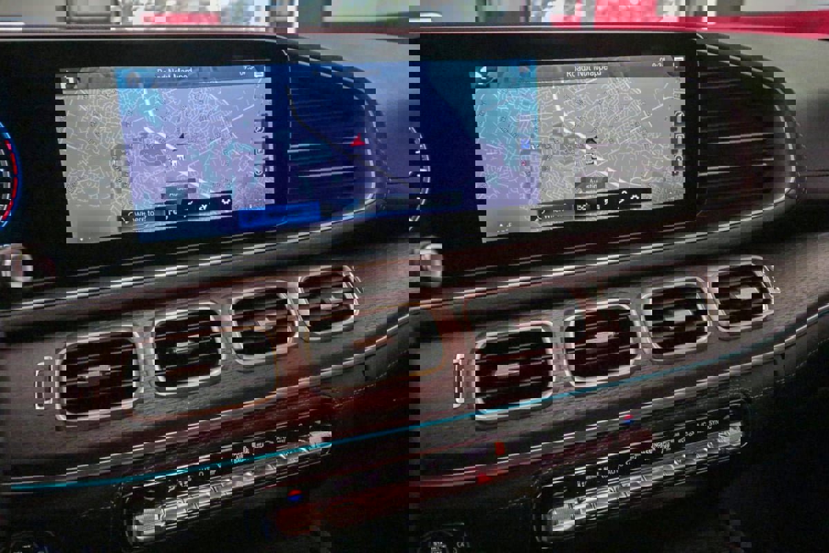 Used 2022 Mercedes-Benz GLE 350 4MATIC image 22