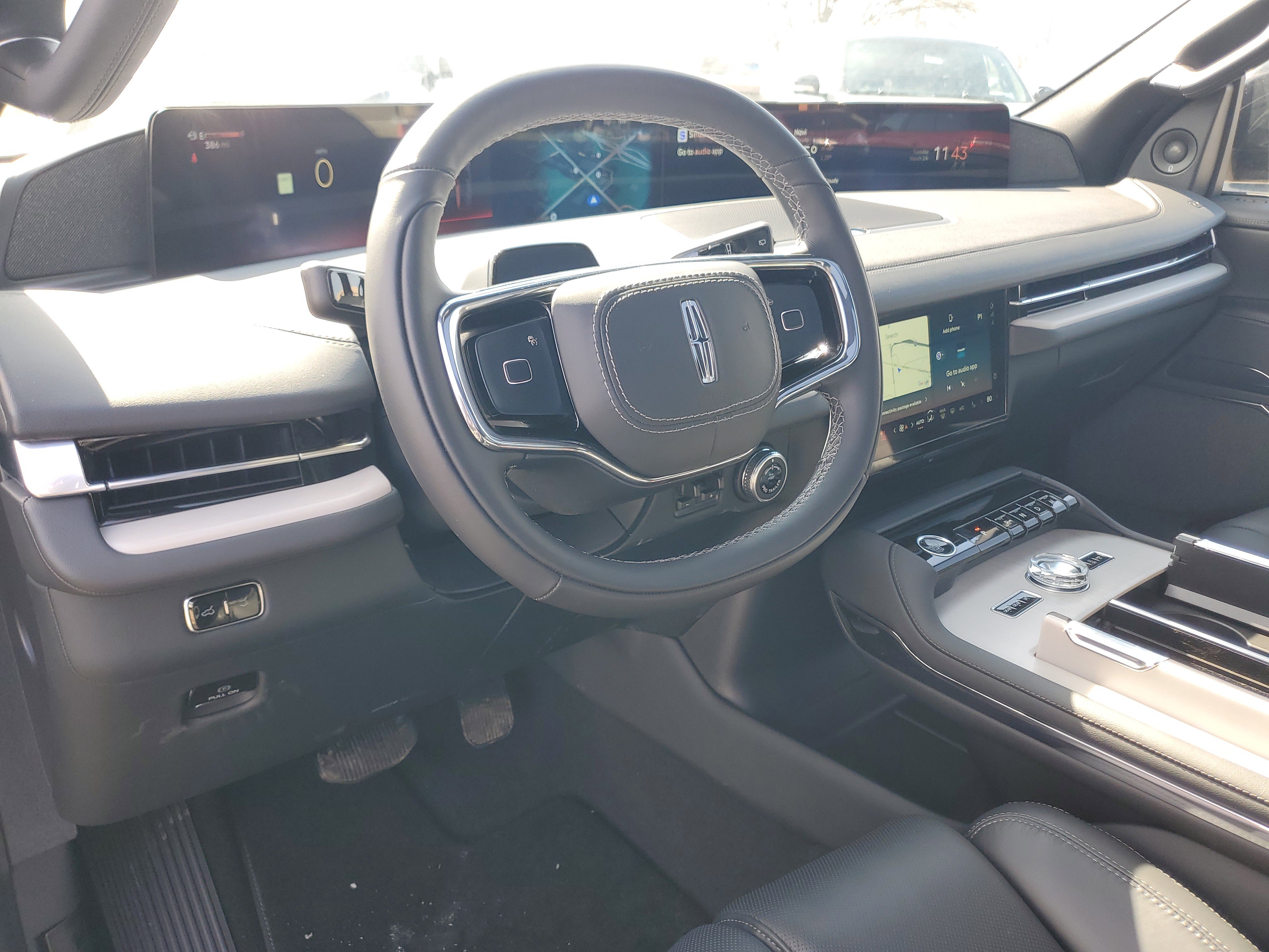 New 2026 Lincoln Navigator Reserve w/ Jet Appearance Package image 14