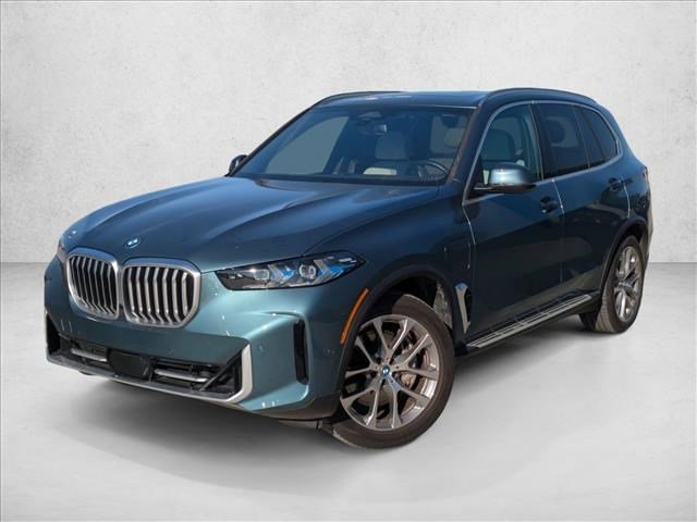 Used 2025 BMW X5 xDrive50e w/ Climate Comfort Package image 1
