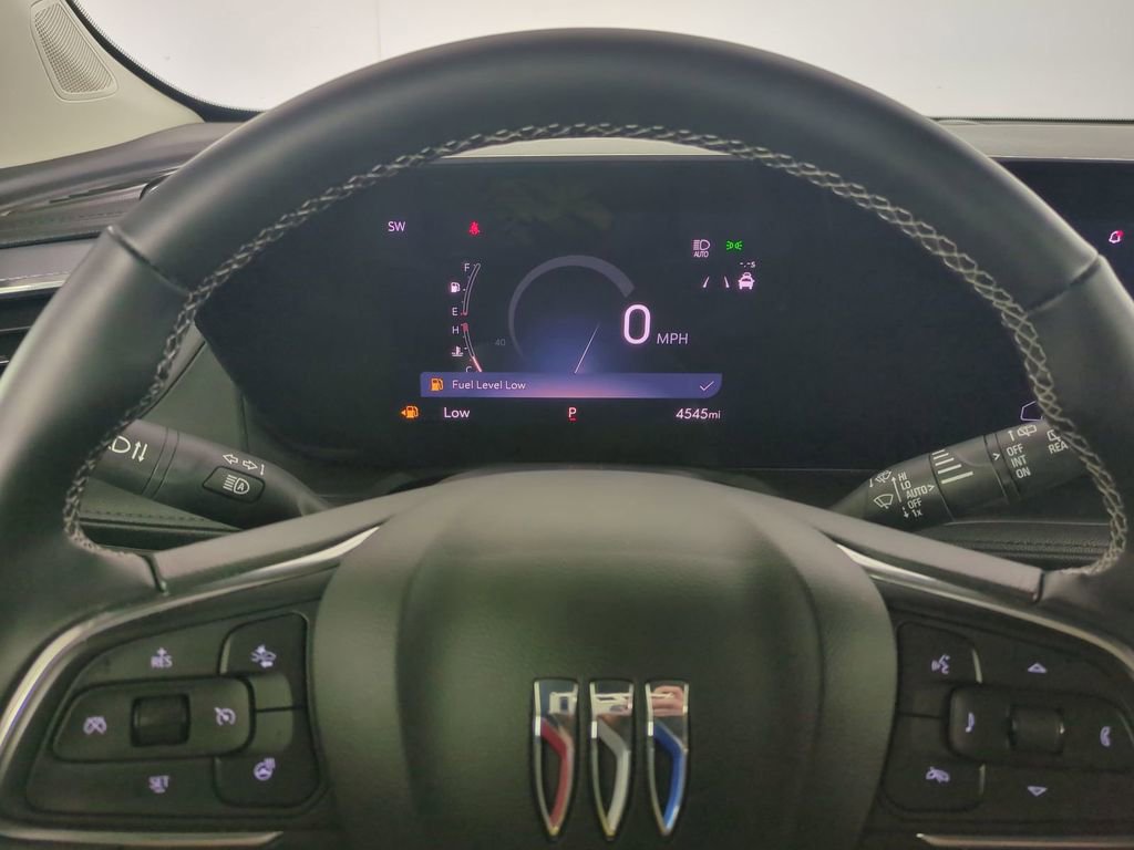 Used 2025 Buick Encore GX Avenir w/ Avenir Technology Package image 33