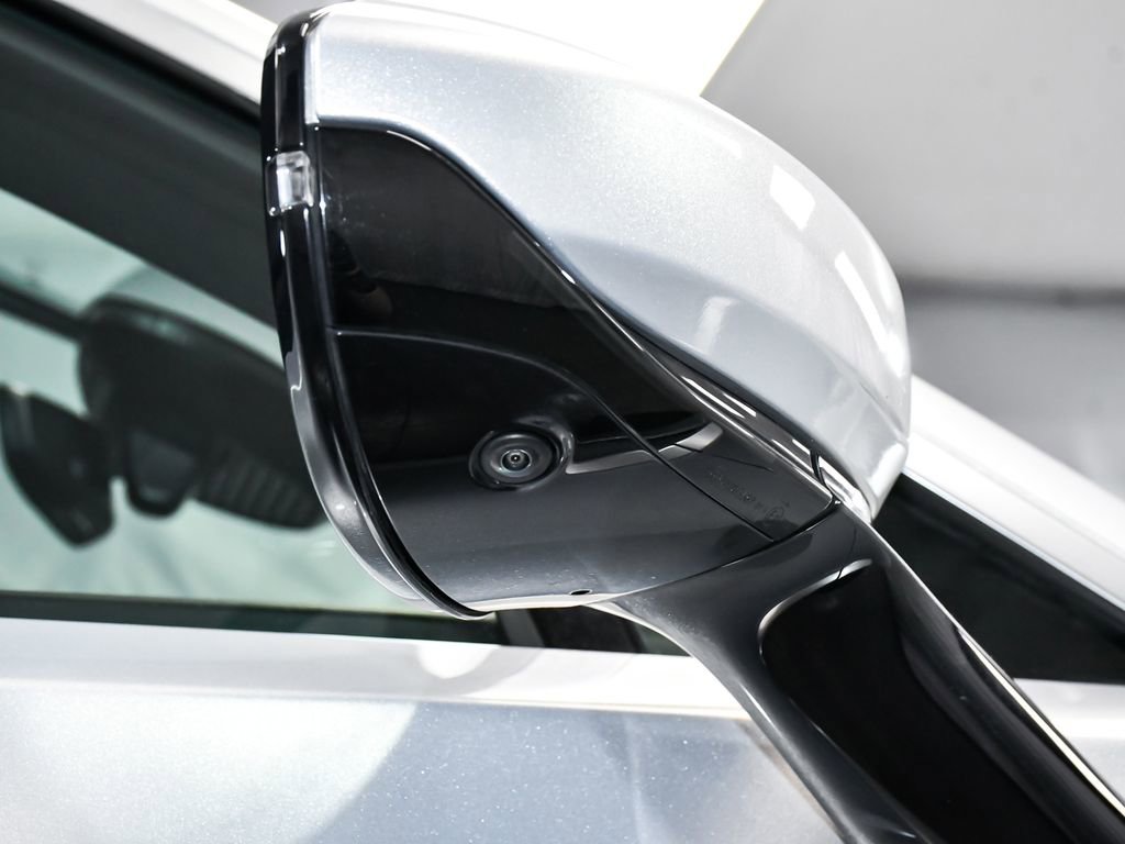 Used 2021 Aston Martin DBX image 78