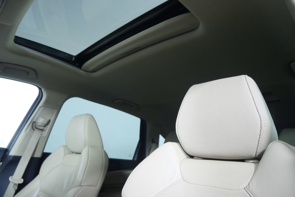 Used 2019 Acura MDX SH-AWD w/ Technology Package image 12