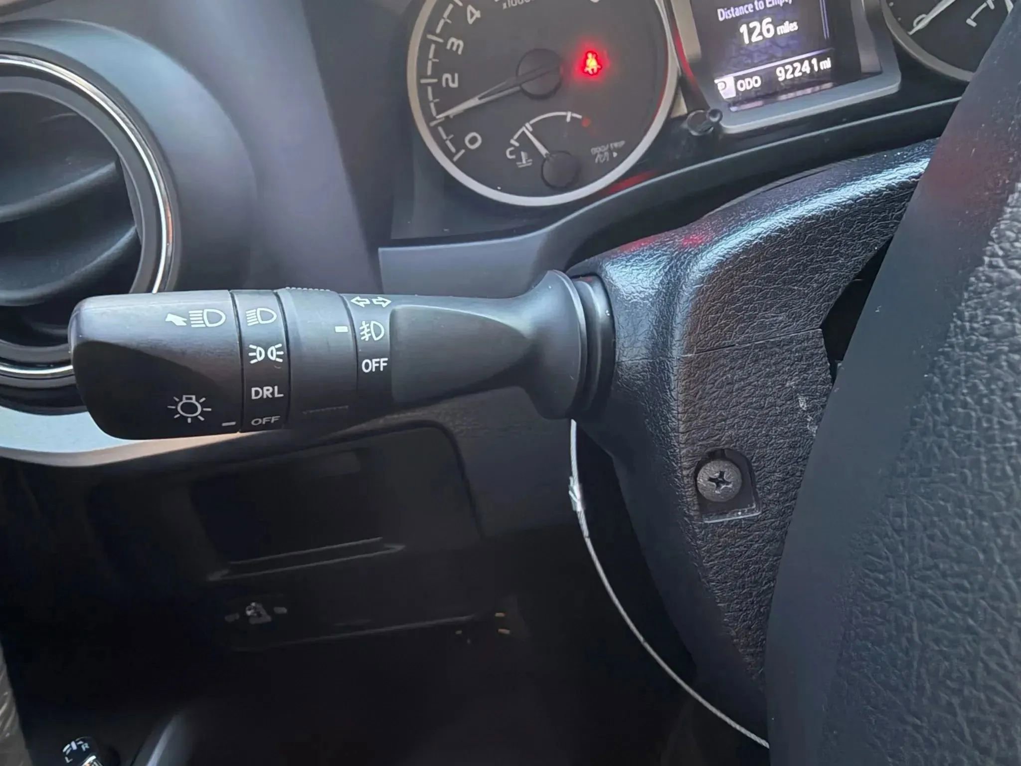 Used 2017 Toyota Tacoma SR5 w/ Tow Package image 24