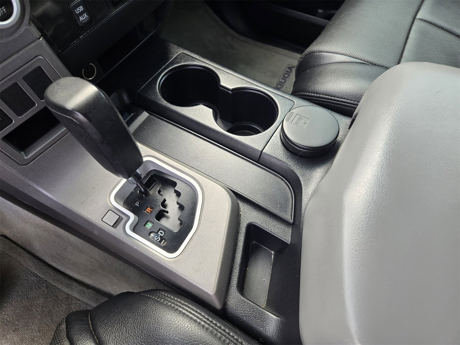 Used 2011 Toyota Sequoia SR5 image 18