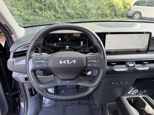 Certified 2026 Kia EV9 Light RWD image 15