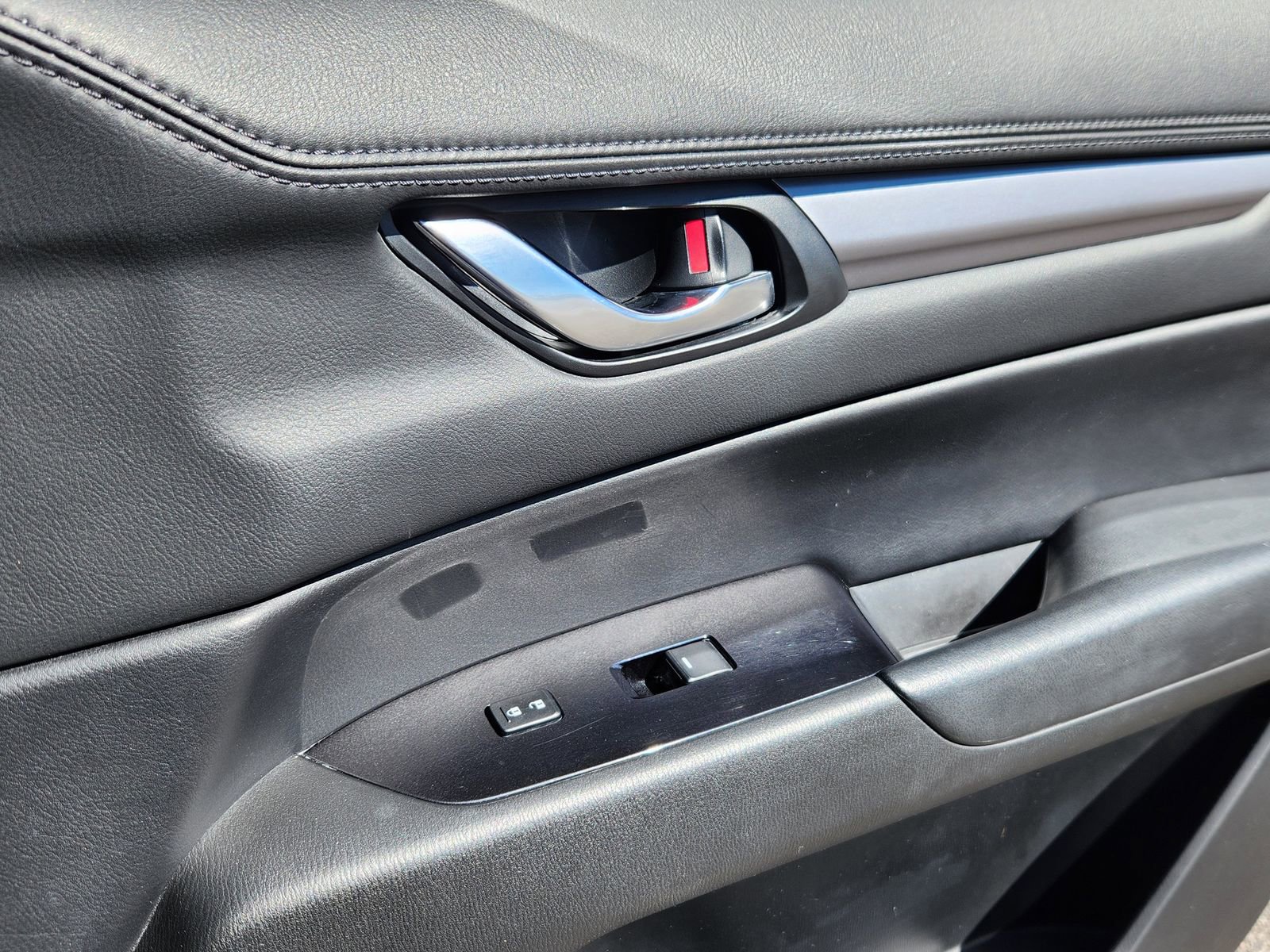 Used 2020 MAZDA CX-5 Touring image 16