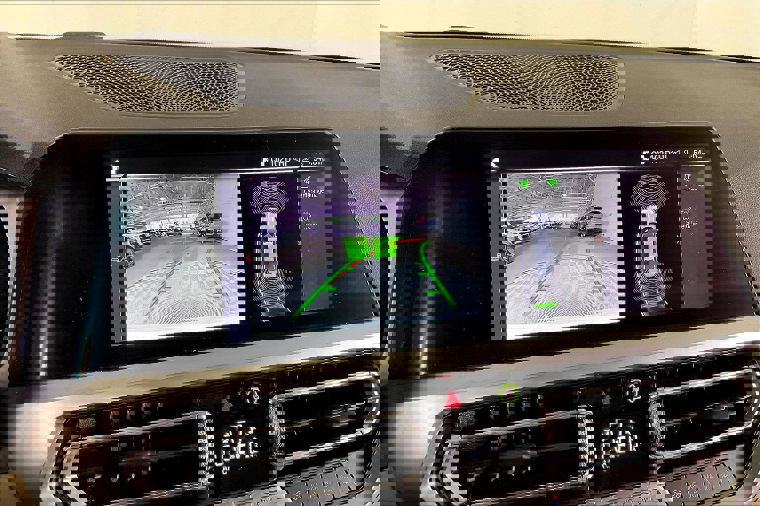 Used 2021 BMW 330i xDrive Sedan w/ Convenience Package image 21