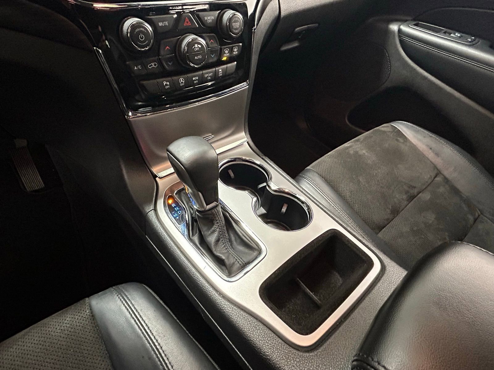 Used 2019 Jeep Grand Cherokee Altitude image 22