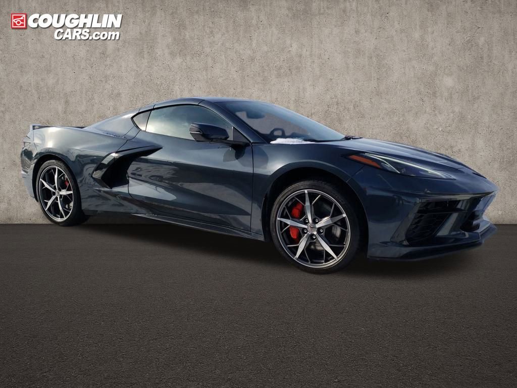 Used 2020 Chevrolet Corvette Stingray Premium Cpe w/ 3LT Preferred Equipment Group image 7