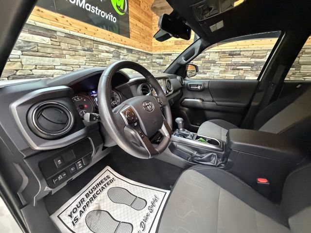 Used 2023 Toyota Tacoma TRD Off-Road AWD/4WD image 12