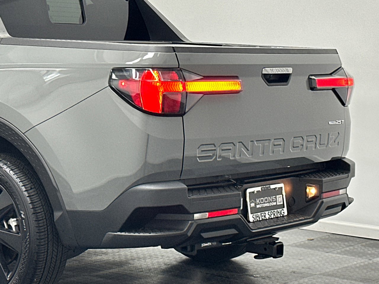 Used 2024 Hyundai Santa Cruz Night image 7