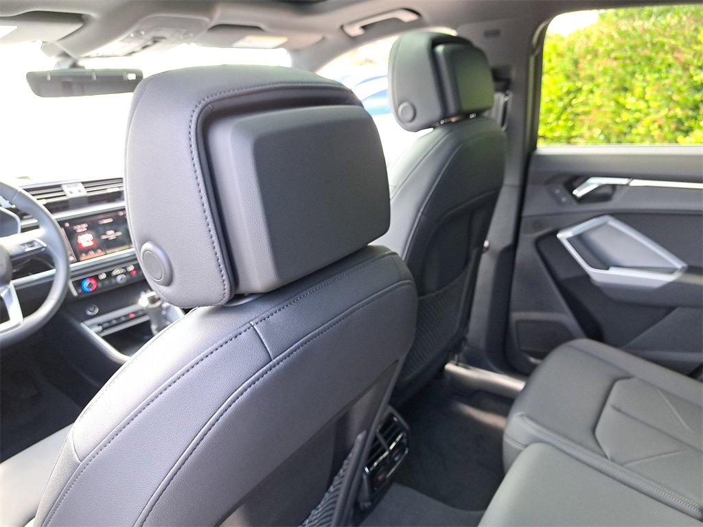 New 2025 Audi Q3 2.0T Premium image 26