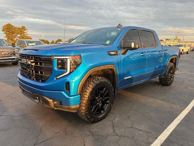 Used 2022 GMC Sierra 1500 Elevation w/ Elevation Premium Package