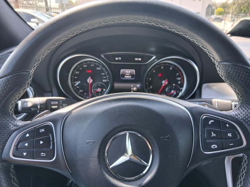 Used 2018 Mercedes-Benz GLA 250 4MATIC w/ Premium Package image 18