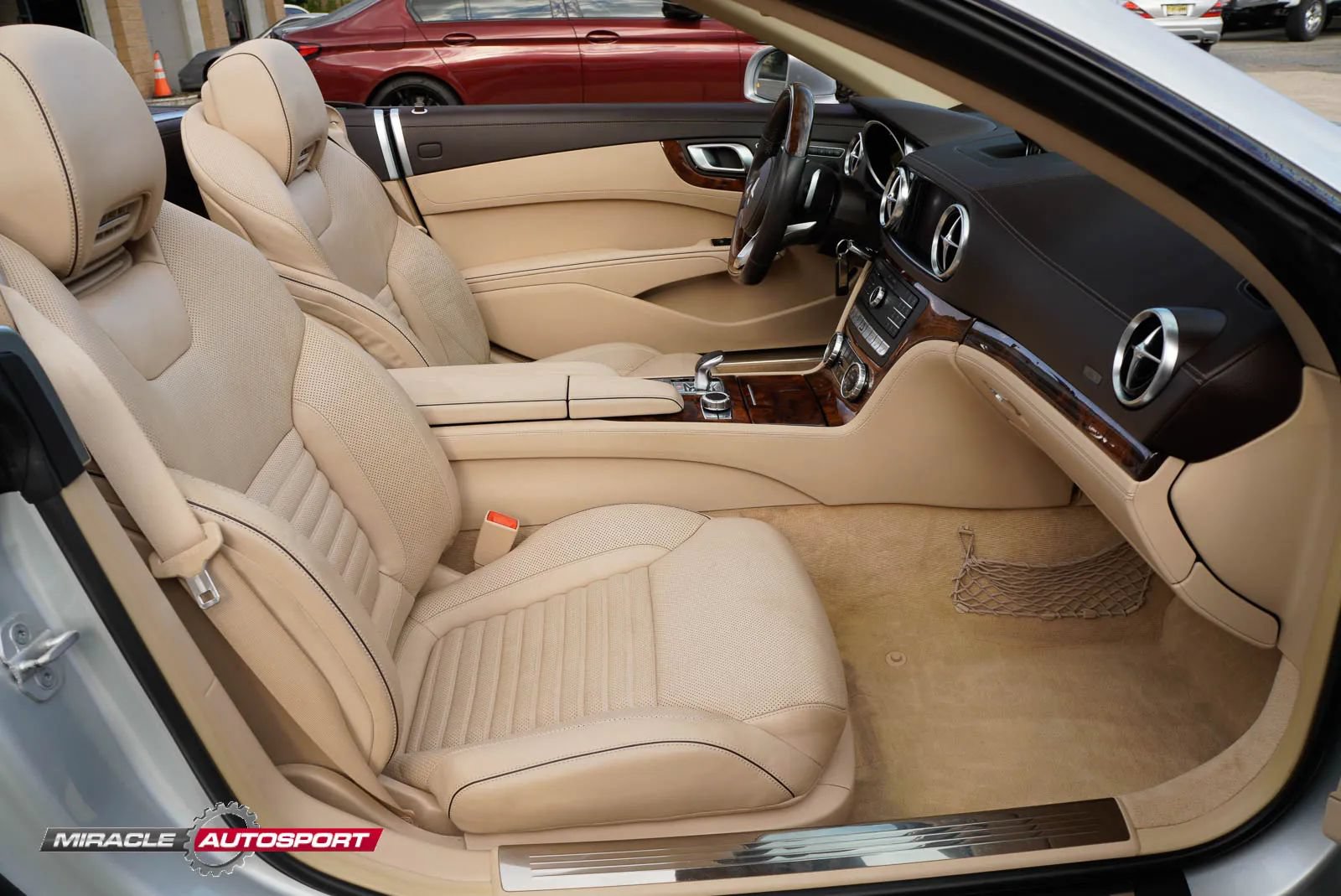 Used 2017 Mercedes-Benz SL 550 image 25