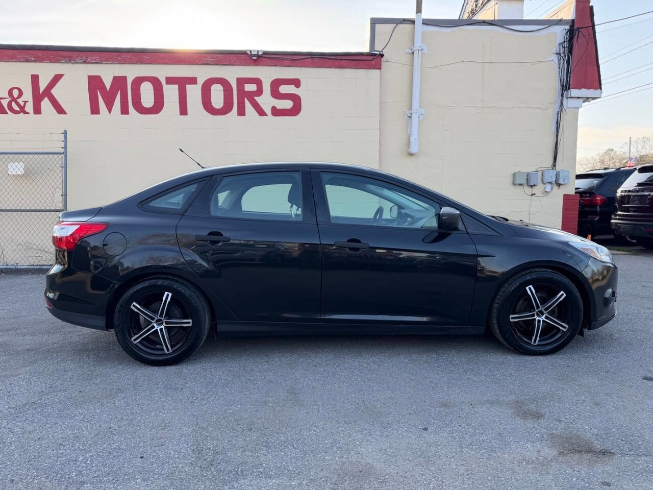 Used 2014 Ford Focus S image 9