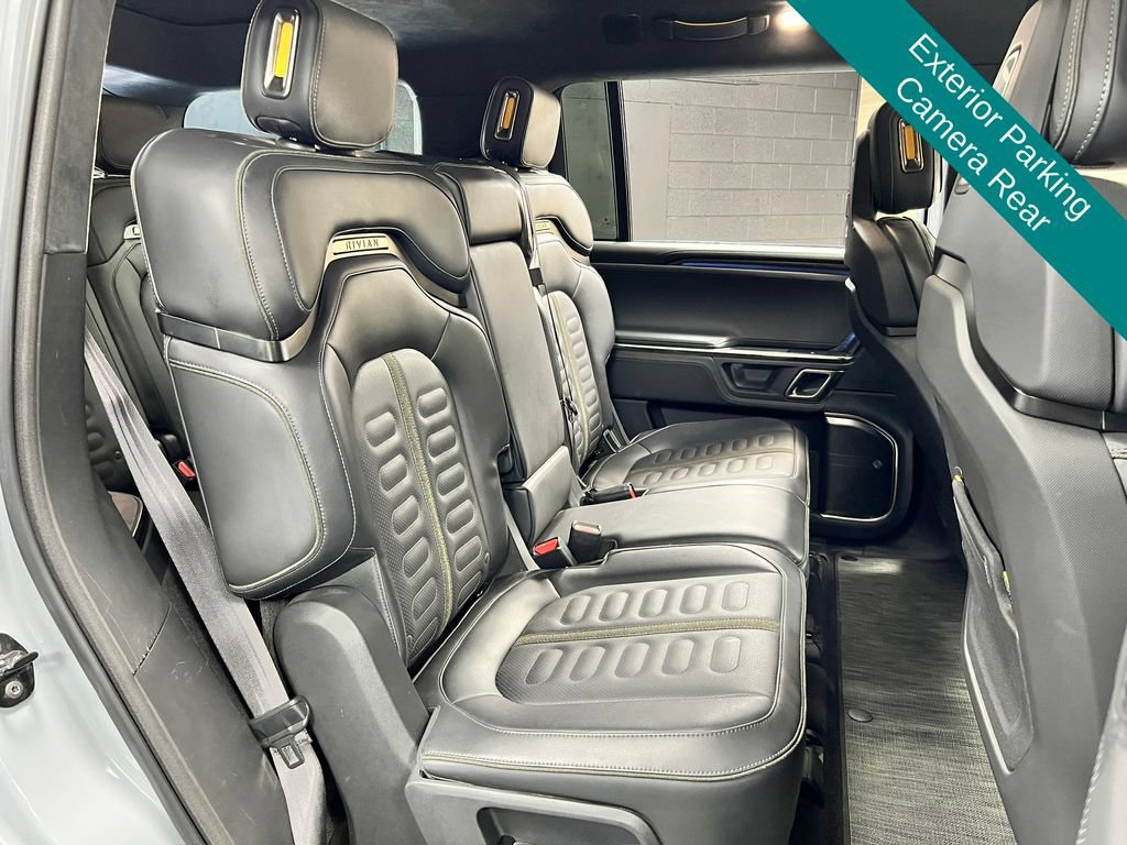 Used 2024 Rivian R1S Adventure AWD/4WD image 10