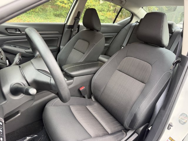 Used 2025 Nissan Altima 2.5 S FWD image 15