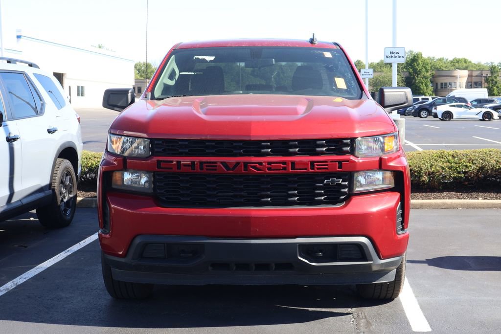 Used 2021 Chevrolet Silverado 1500 Custom w/ LPO, Dark Essentials Package AWD/4WD image 2