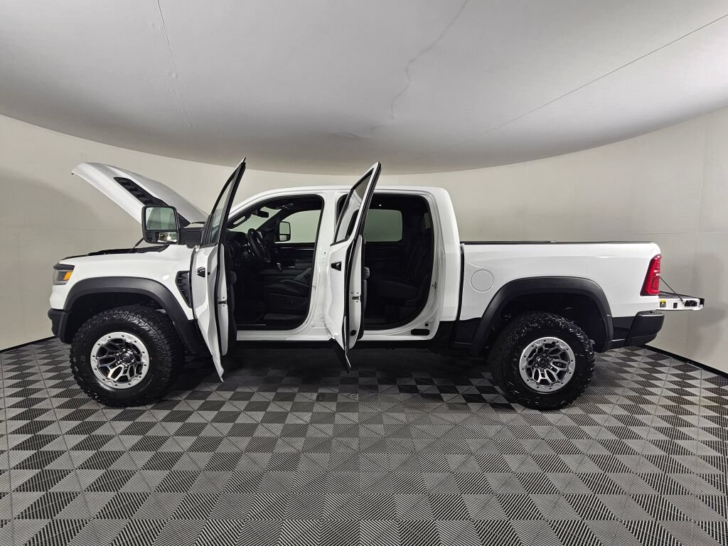 New 2026 RAM 1500 RHO w/ RHO Level 1 Equipment Group AWD/4WD image 17