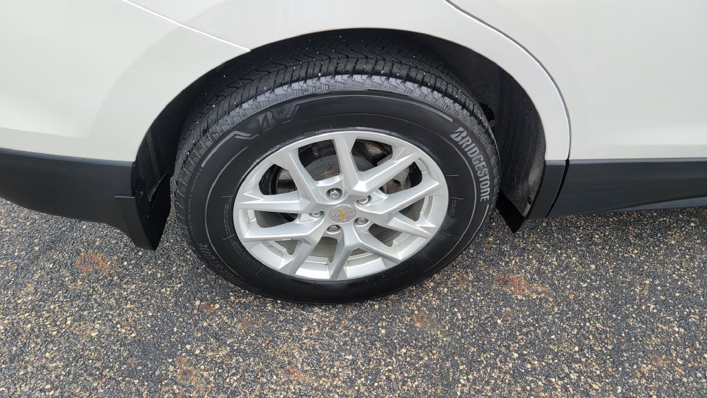 Used 2022 Chevrolet Equinox LT AWD/4WD image 13