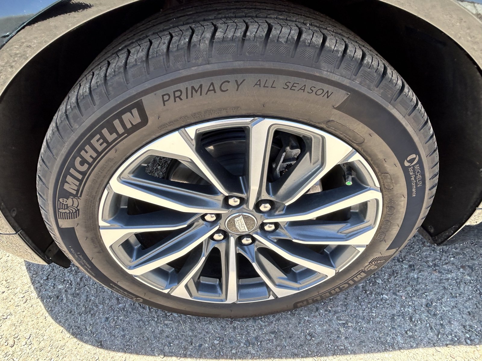 Used 2024 Cadillac Lyriq Sport RWD image 8
