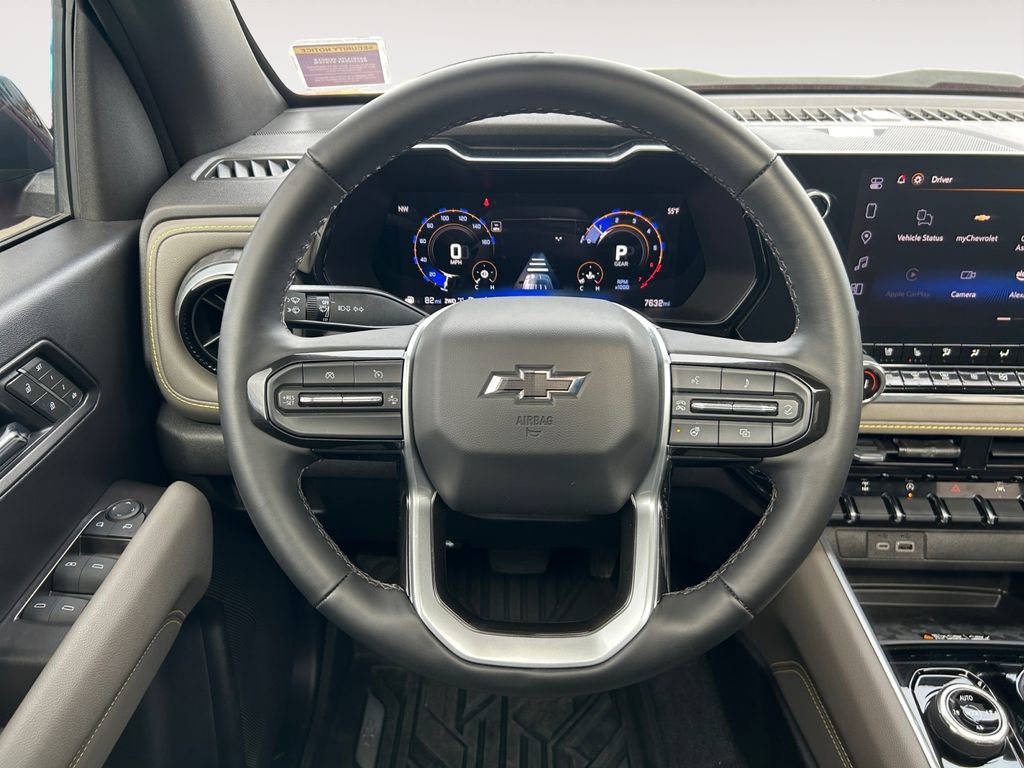 Used 2025 Chevrolet Colorado ZR2 w/ Technology Package image 14