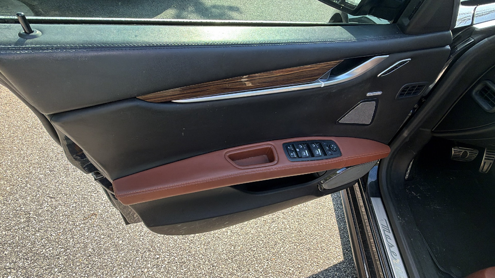 Used 2015 Maserati Ghibli S Q4 AWD/4WD image 14
