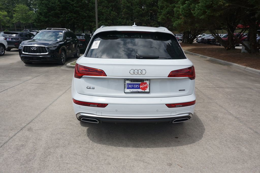 Used 2023 Audi Q5 2.0T Premium w/ Convenience Package AWD/4WD image 22