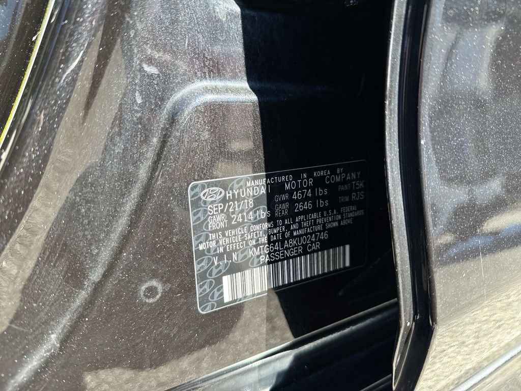 Used 2019 Genesis G70 2.0T Advanced image 25