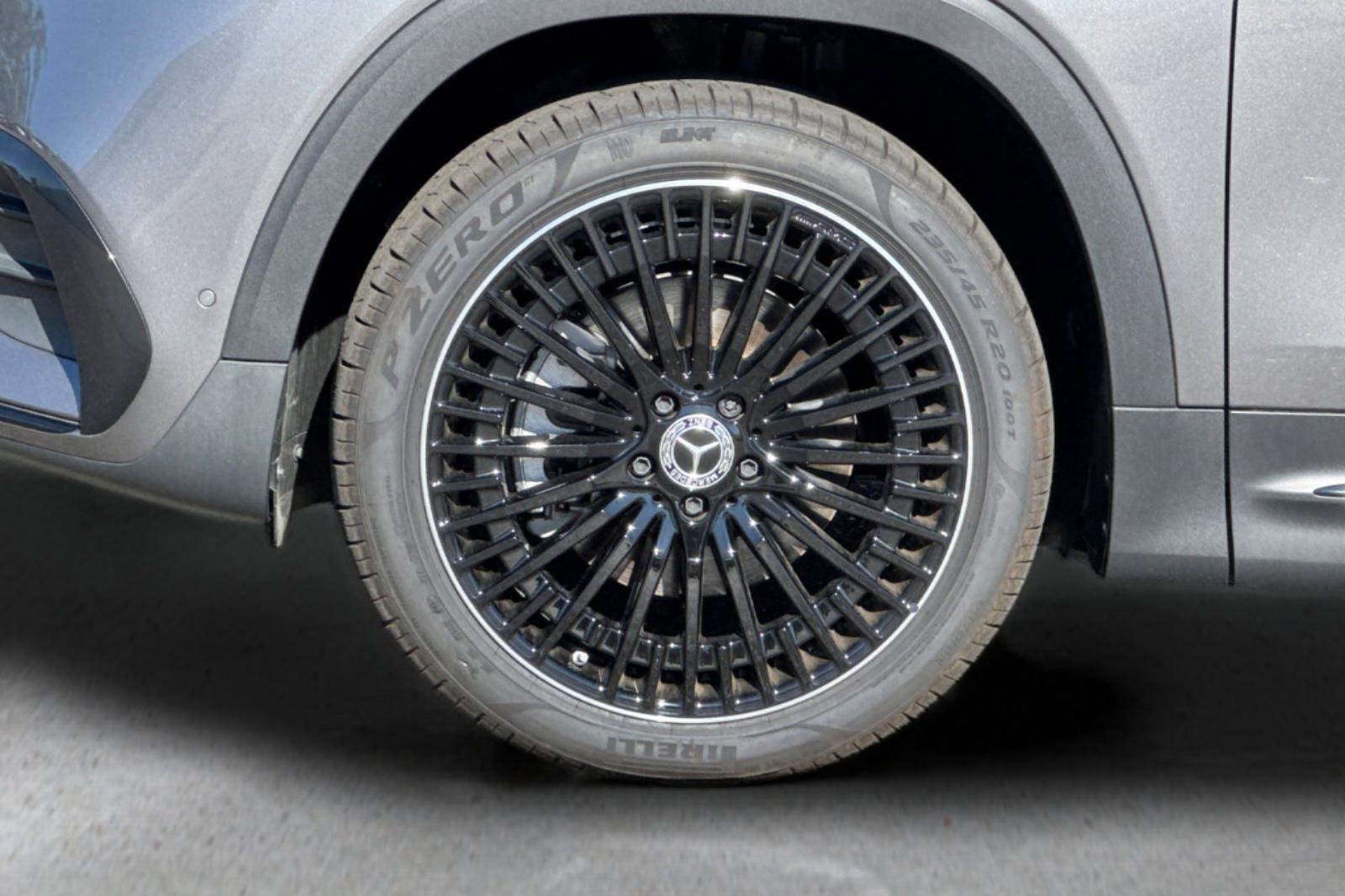 Used 2024 Mercedes-Benz EQB 300 4MATIC image 31