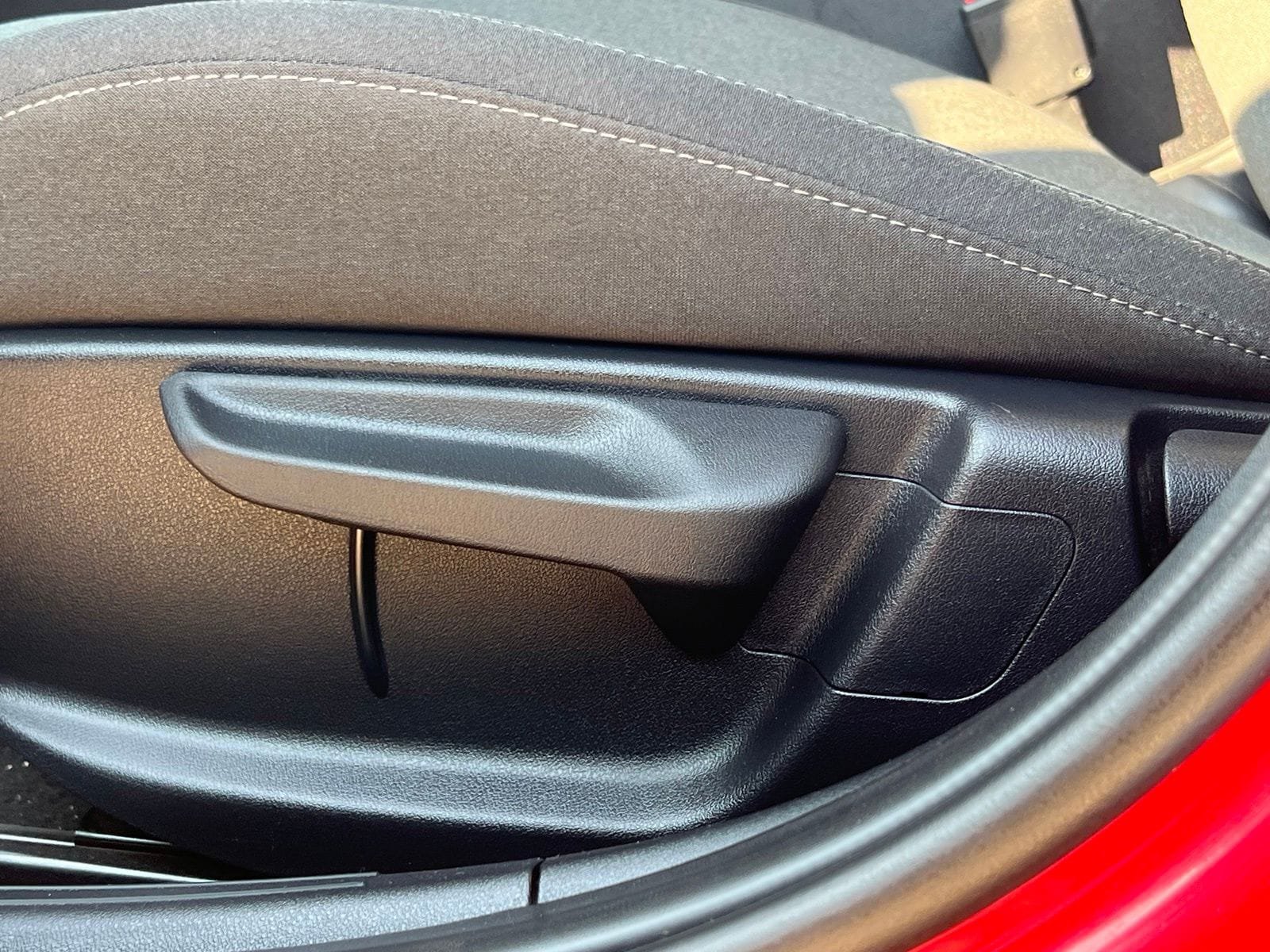 Used 2025 Kia K4 FWD image 24