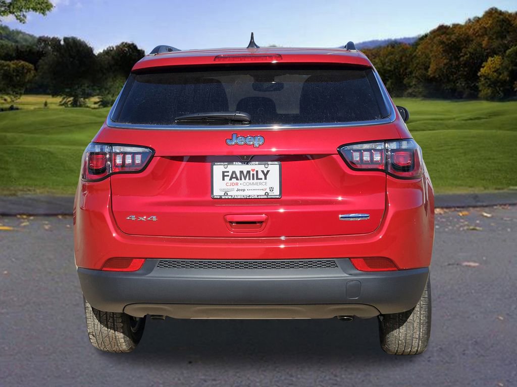 New 2026 Jeep Compass Latitude image 4