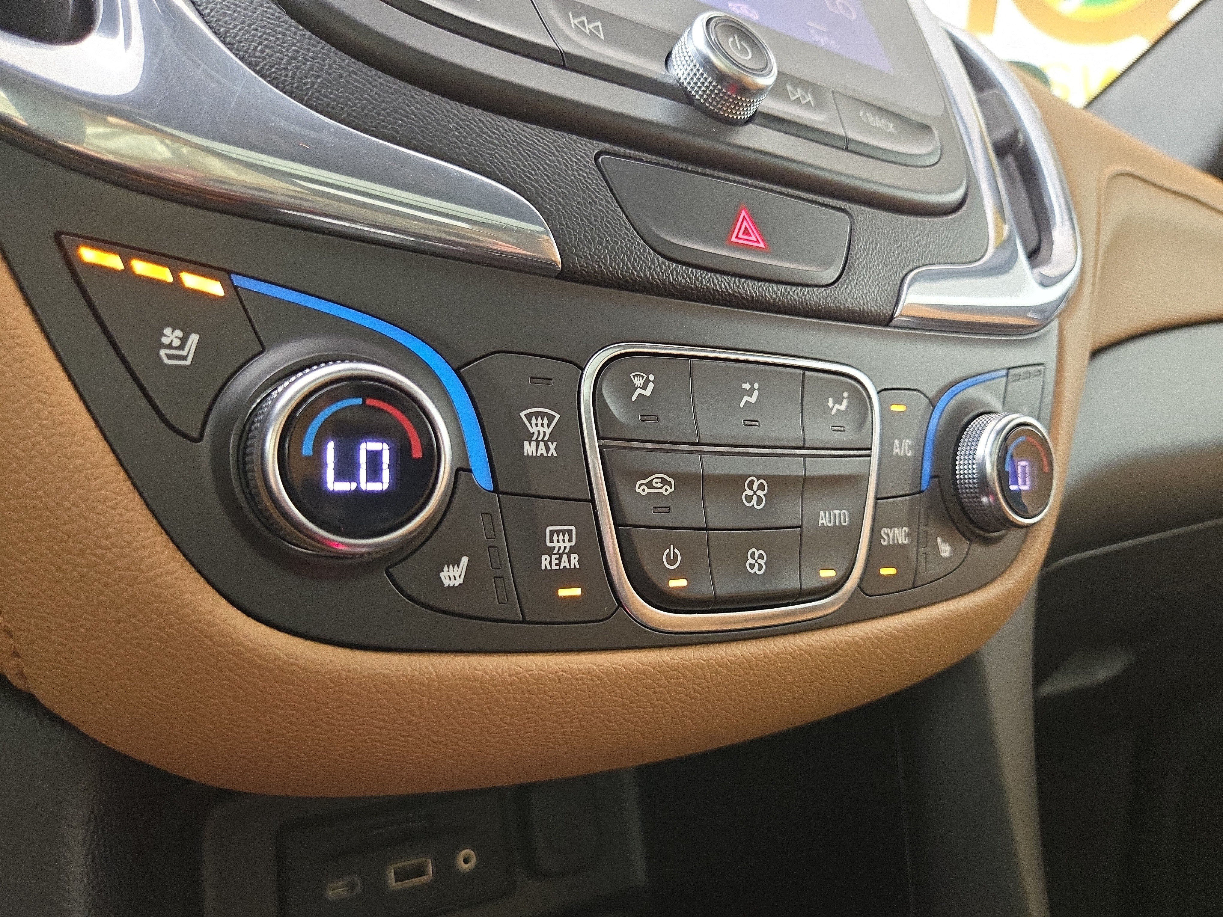 Certified 2019 Chevrolet Equinox Premier FWD image 28