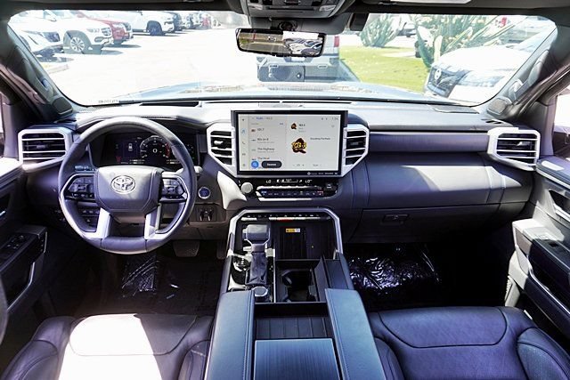 Used 2023 Toyota Sequoia Platinum AWD/4WD image 34