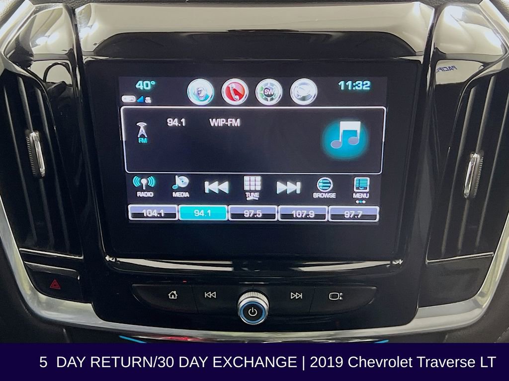 Used 2019 Chevrolet Traverse LT image 17