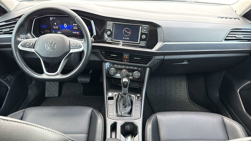 Used 2022 Volkswagen Jetta SE image 18