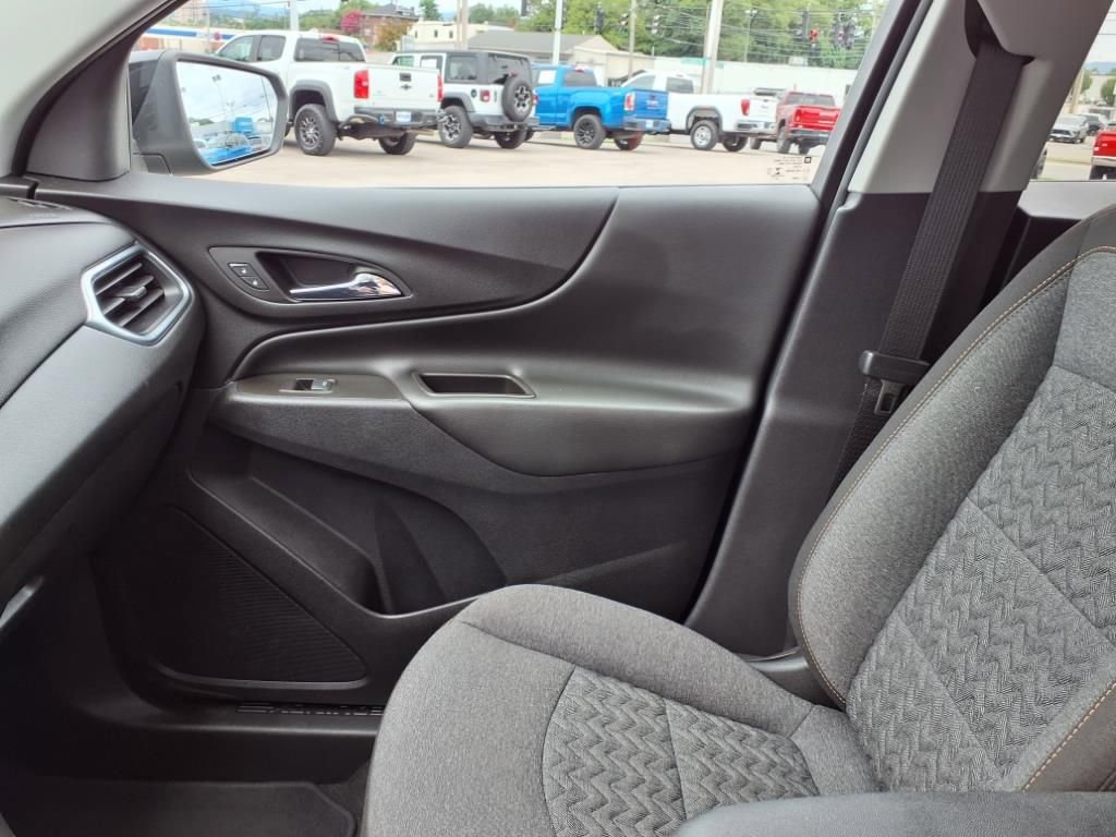 Used 2022 Chevrolet Equinox LT image 27