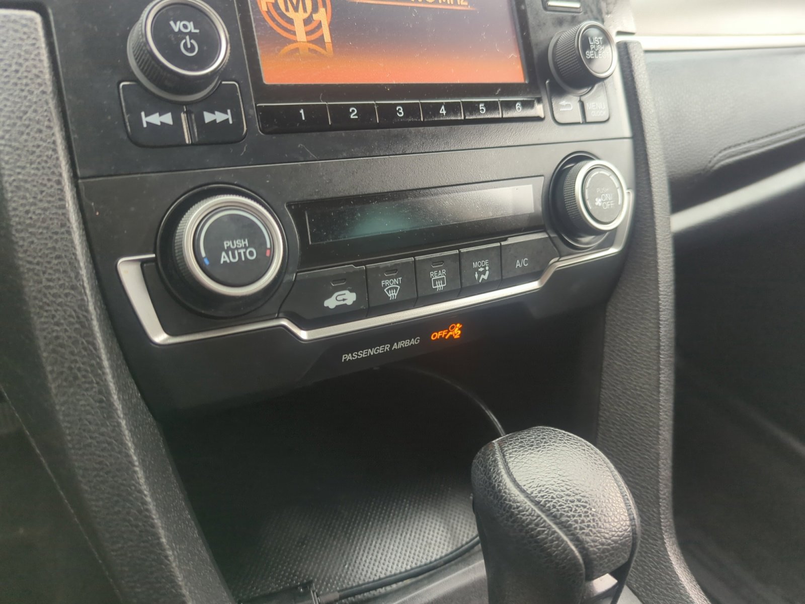 Used 2019 Honda Civic LX image 12