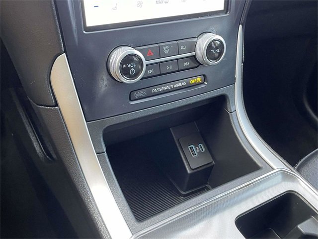 Used 2022 Ford Edge SEL image 29