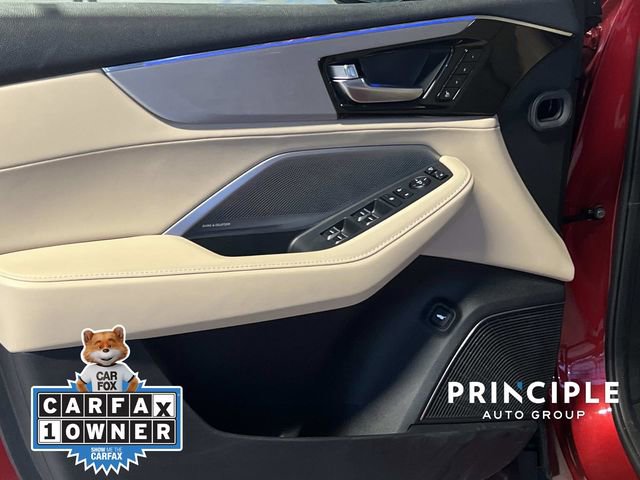 Used 2025 Acura MDX w/ Technology Package image 11