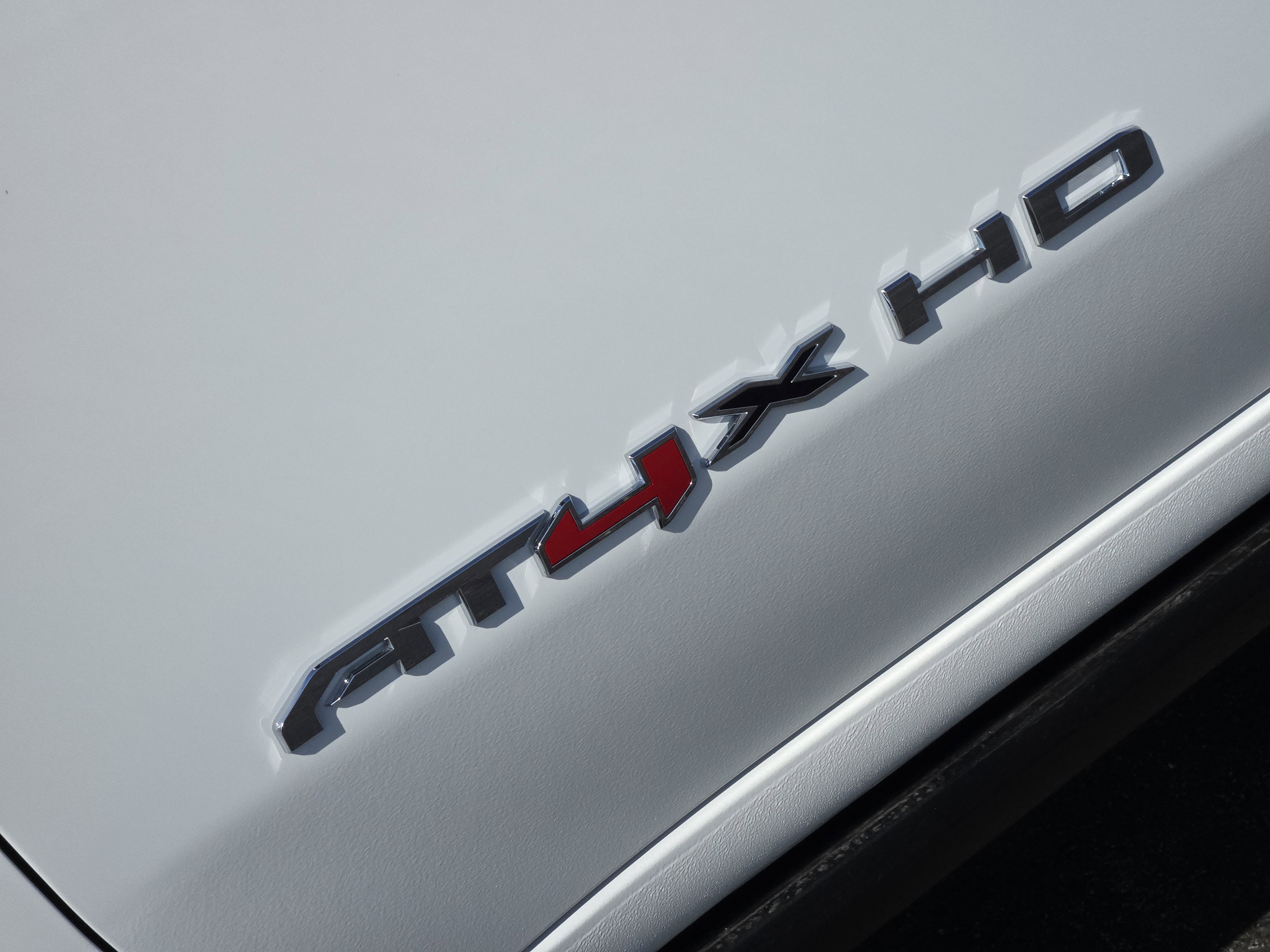 New 2026 GMC Sierra 2500 AT4X image 8