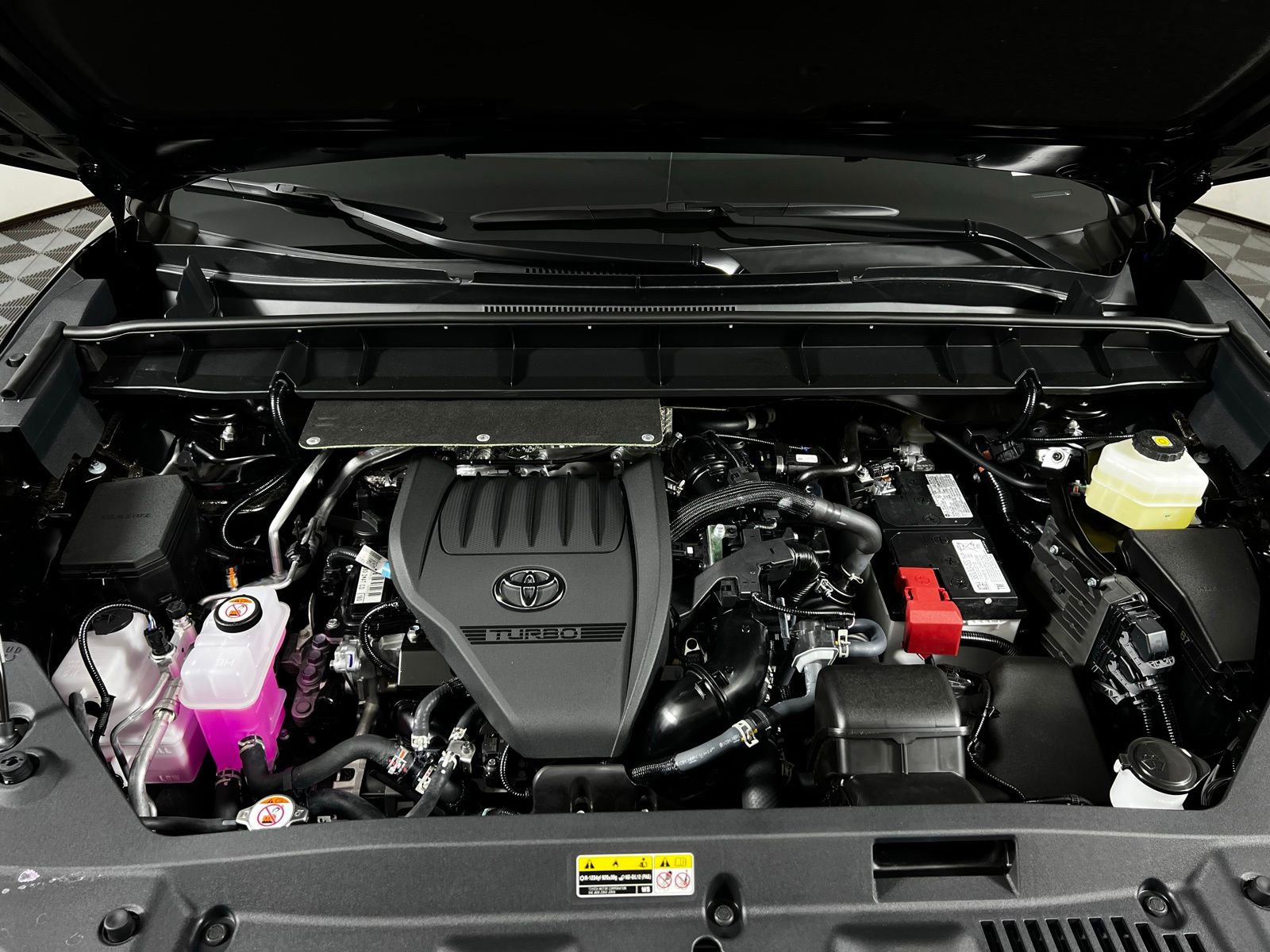 Certified 2026 Toyota Highlander Limited image 9