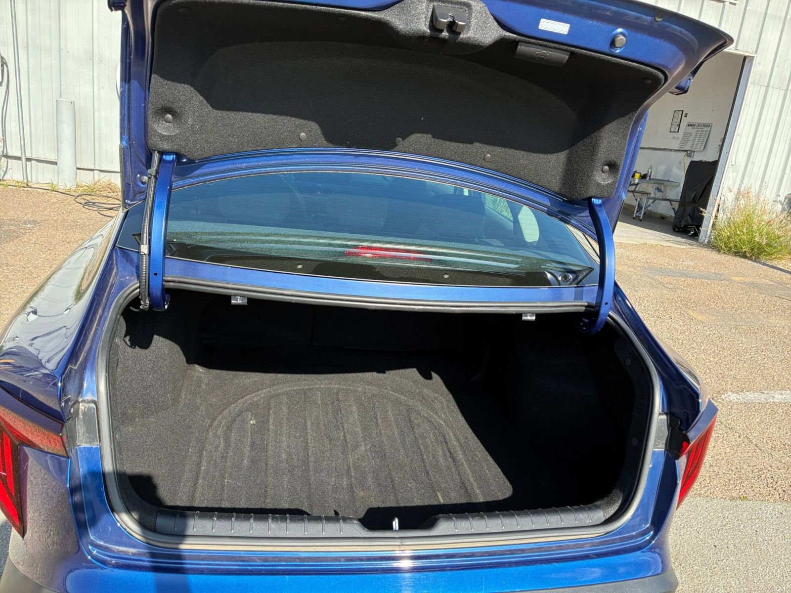 Used 2025 Kia K4 LXS image 30