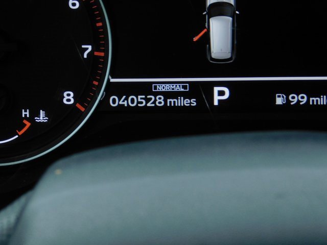 Used 2024 Mitsubishi Outlander SE image 19