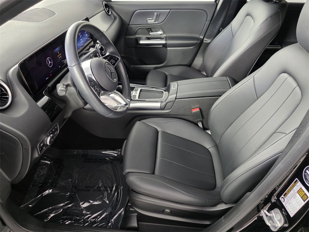 Certified 2025 Mercedes-Benz GLA 250 image 9