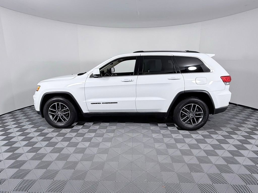 Used 2018 Jeep Grand Cherokee Laredo image 7