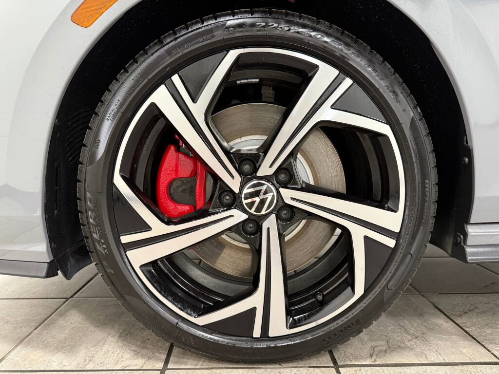 New 2025 Volkswagen GTI SE image 25