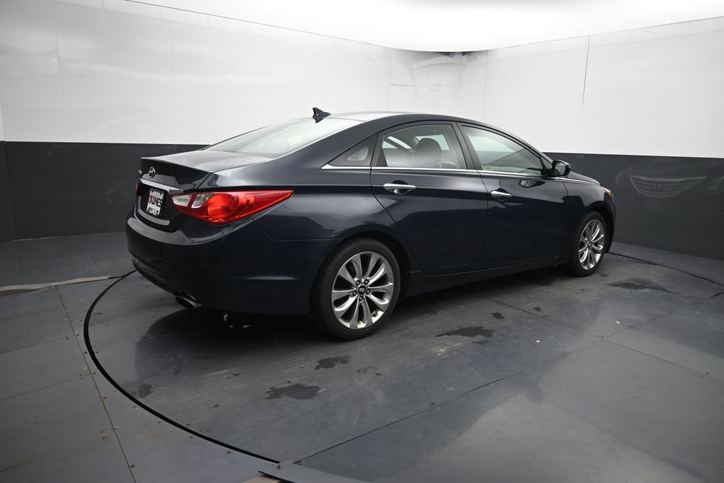 Used 2011 Hyundai Sonata SE FWD image 10