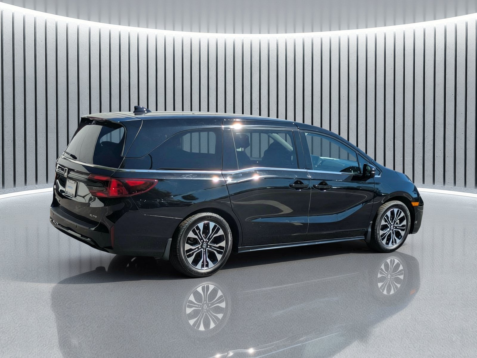 Certified 2025 Honda Odyssey Elite image 5